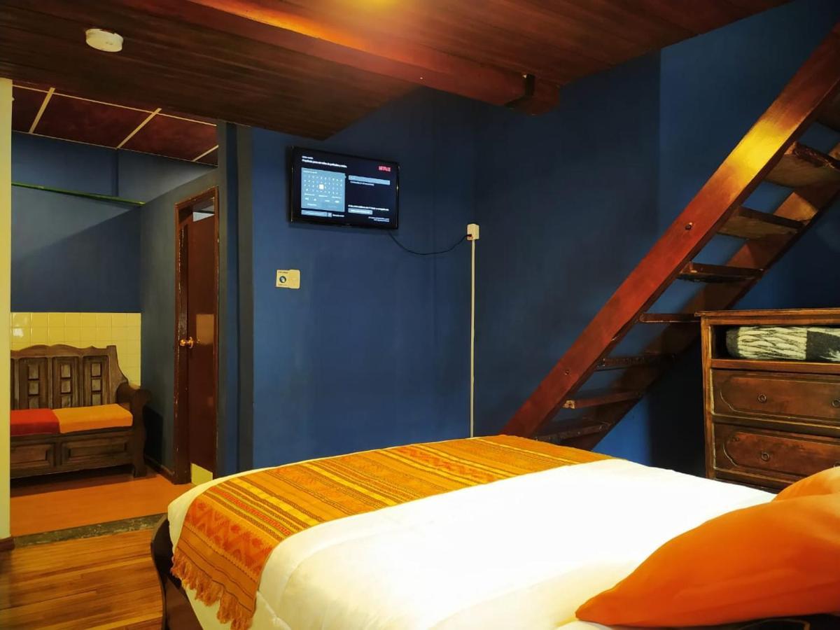 Hostal La Casa Tolena Quito - Ecuador Hotel Exterior foto